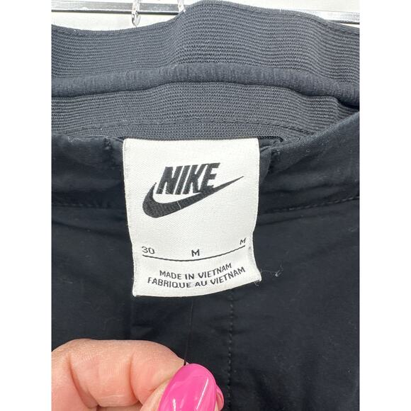 Nike Sportswear Essentials Utility Cargo Parachute Pants Black Size Medium NWOT - Picture 6 of 12